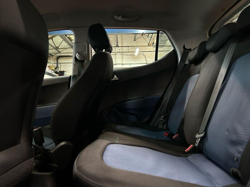 HYUNDAI I10 1.2 Premium 2014