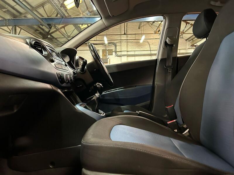 HYUNDAI I10 1.2 Premium 2014