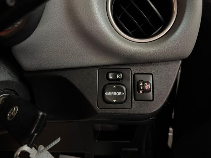 TOYOTA YARIS 1.3 Dual VVT-i Icon 2014