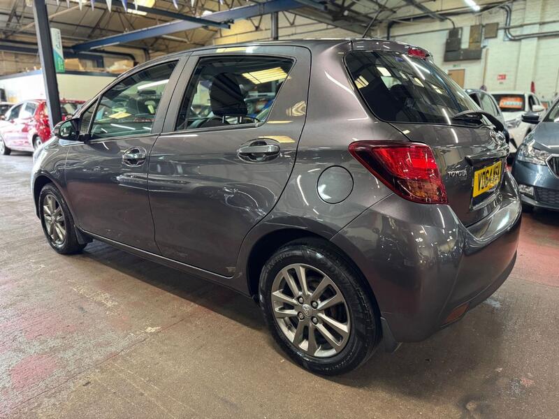 TOYOTA YARIS 1.3 Dual VVT-i Icon 2014