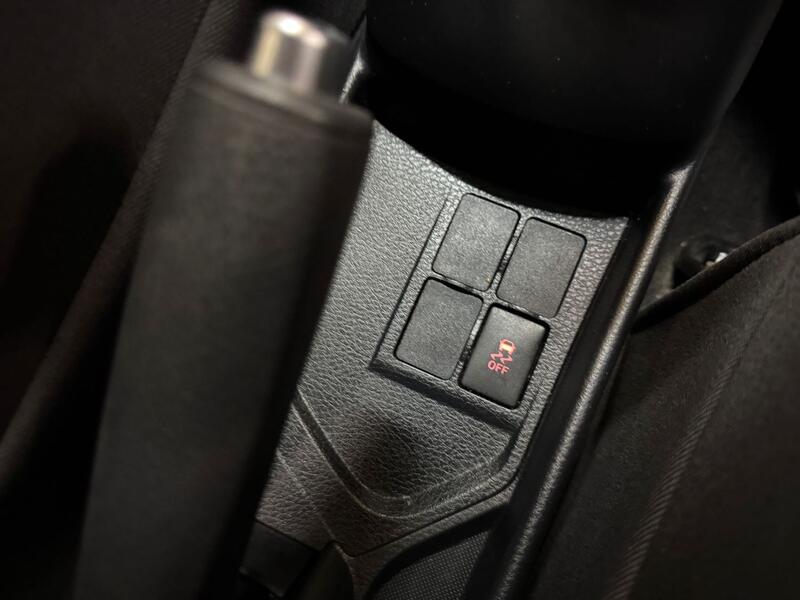 TOYOTA YARIS 1.3 Dual VVT-i Icon 2014