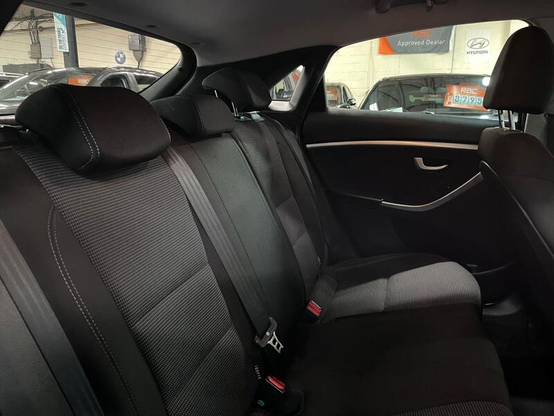 HYUNDAI I30 1.4 Active 2014