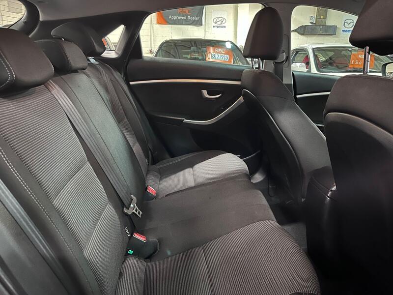 HYUNDAI I30 1.4 Active 2014