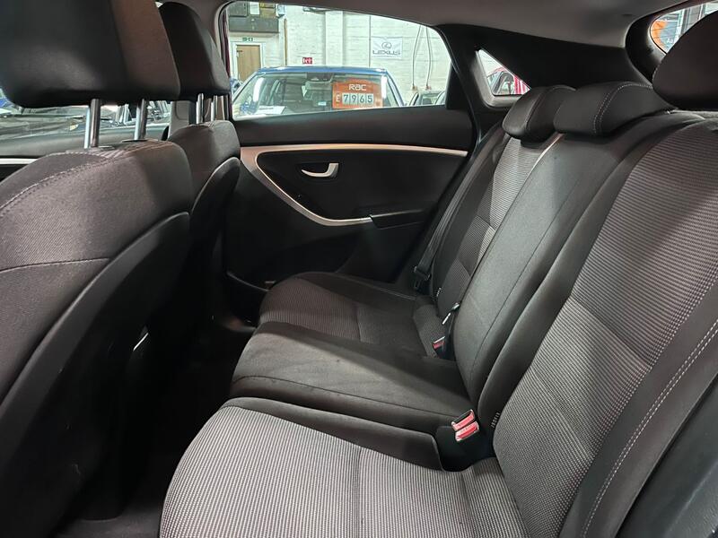 HYUNDAI I30 1.4 Active 2014