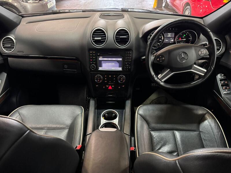 MERCEDES-BENZ M CLASS 3.0 ML300 CDI V6 BlueEfficiency Grand Edition 2011