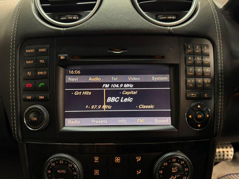MERCEDES-BENZ M CLASS 3.0 ML300 CDI V6 BlueEfficiency Grand Edition 2011