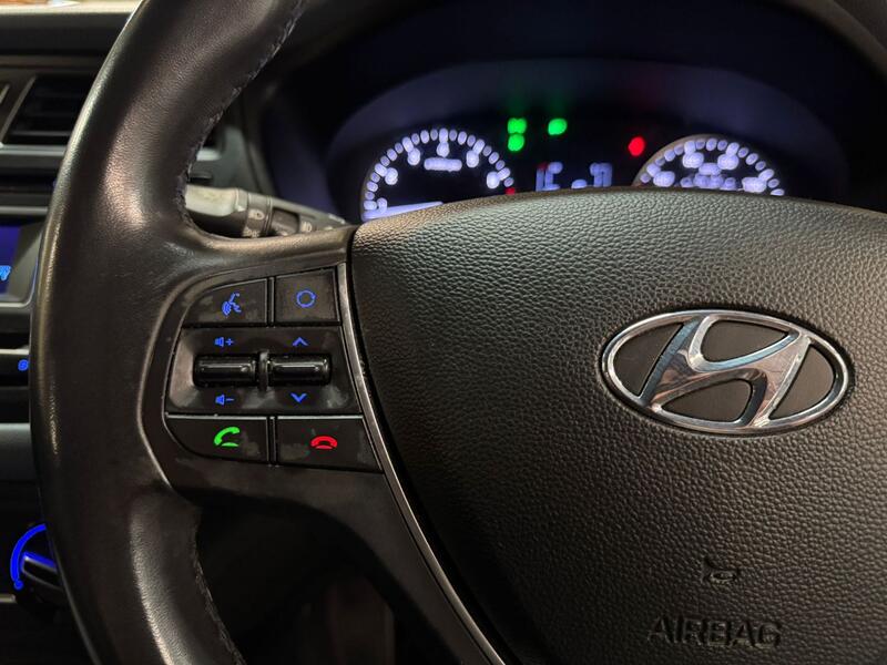 HYUNDAI I20 1.2 Blue Drive SE 2015