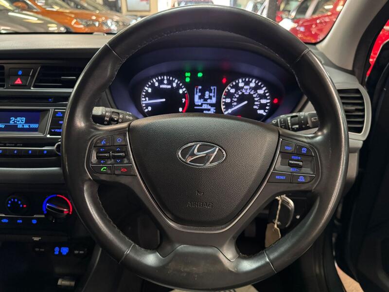 HYUNDAI I20 1.2 Blue Drive SE 2015