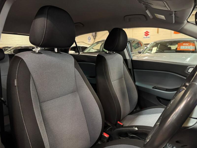 HYUNDAI I20 1.2 Blue Drive SE 2015