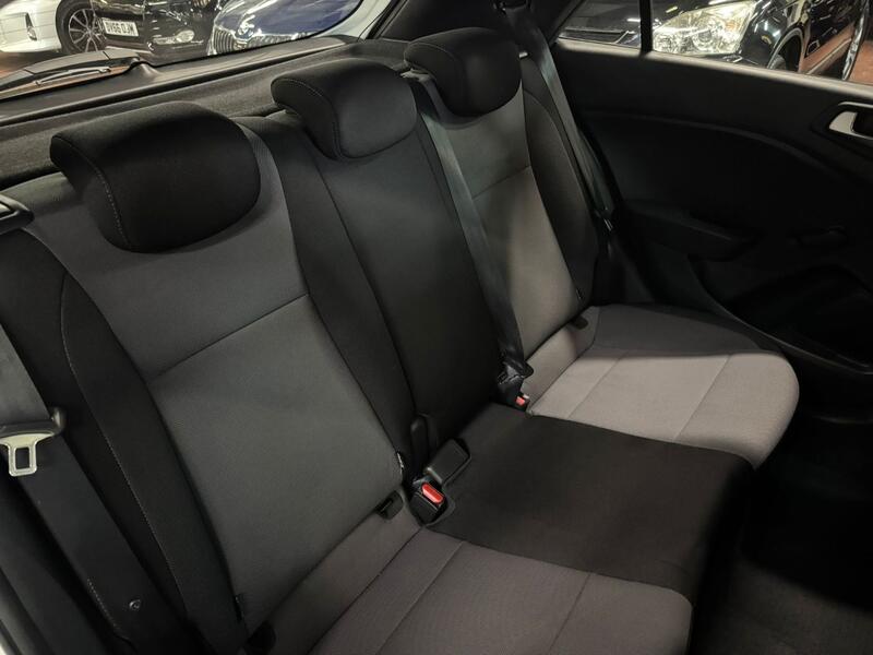 HYUNDAI I20 1.2 S 2018