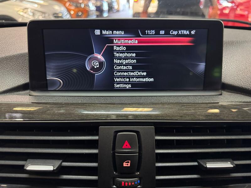 BMW 3 SERIES 2.0 320d Luxury Saloon 2013