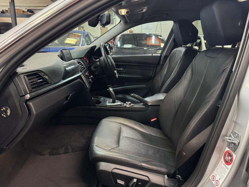 BMW 3 SERIES 2.0 320d Luxury Saloon 2013