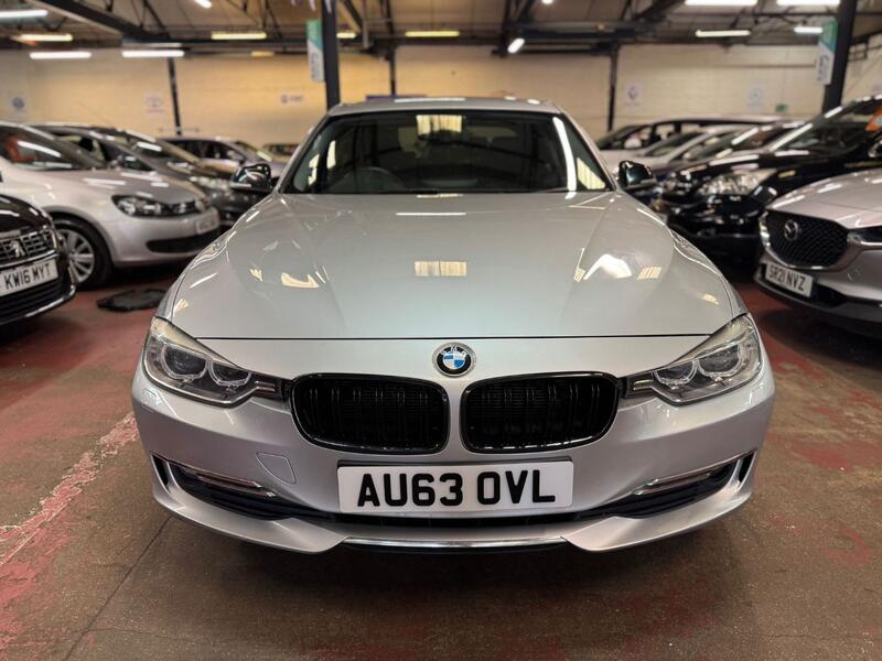 BMW 3 SERIES 2.0 320d Luxury Saloon 2013
