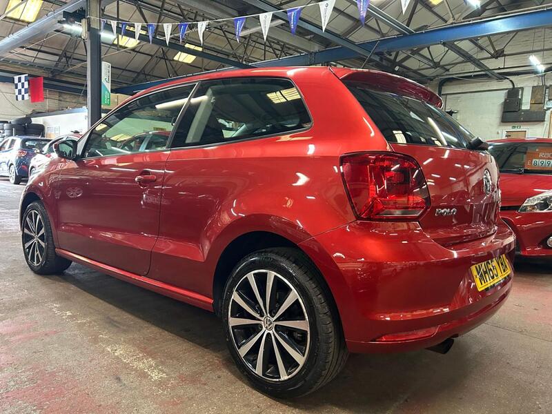 VOLKSWAGEN POLO 1.2 TSI BlueMotion Tech SE 2016