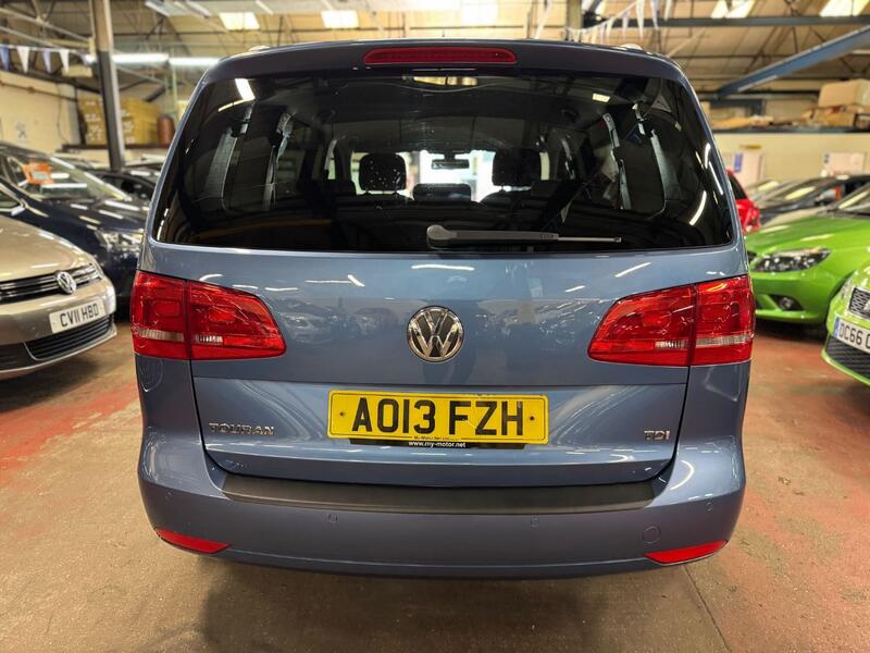 VOLKSWAGEN TOURAN 1.6 TDI SE 2013