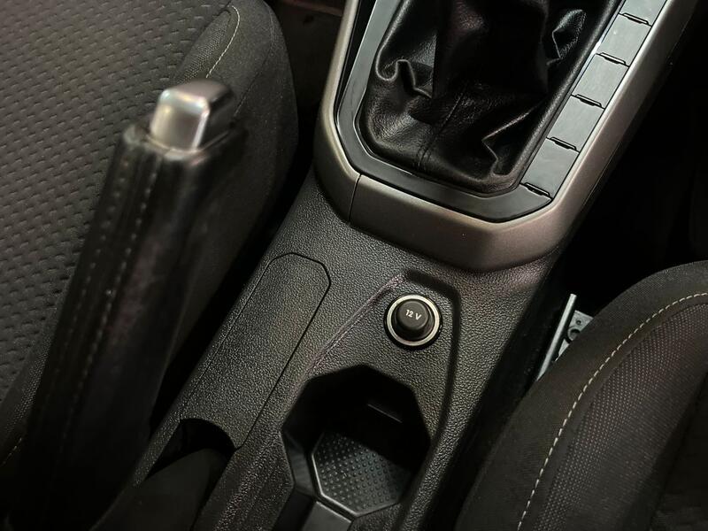 VOLKSWAGEN POLO 1.0 SE 2018