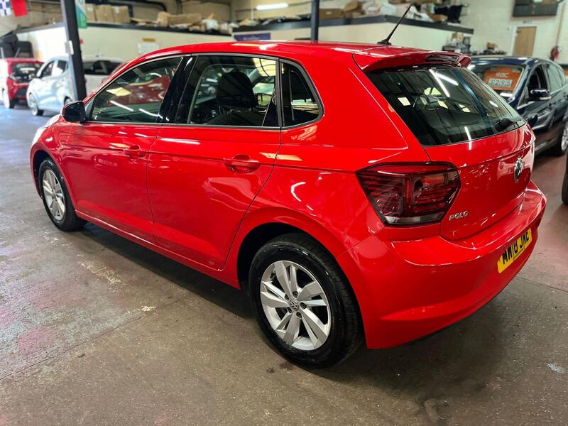 VOLKSWAGEN POLO 1.0 SE 2018
