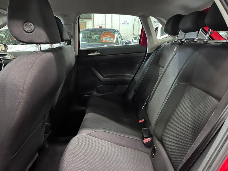 VOLKSWAGEN POLO 1.0 SE 2018