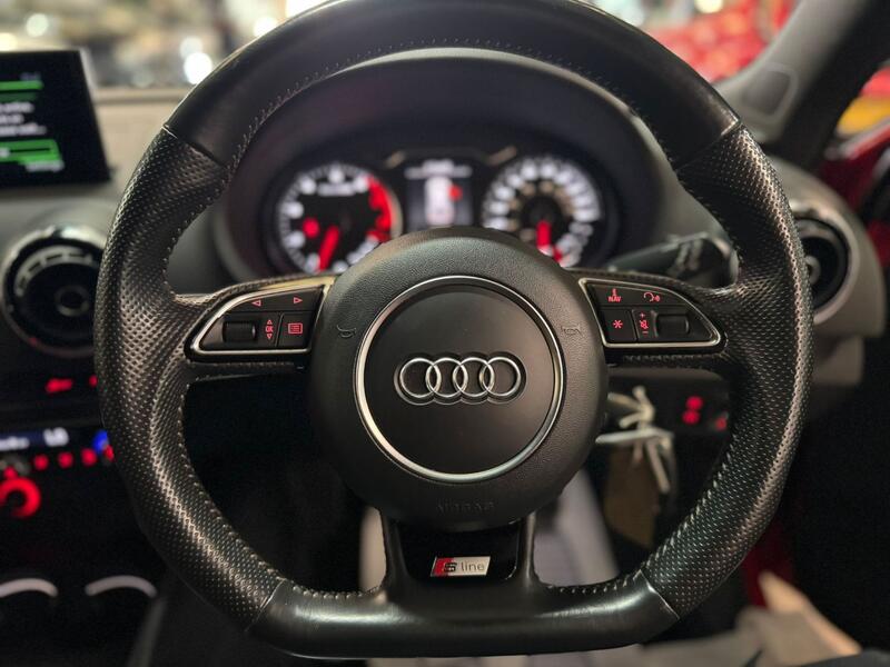 AUDI A3 1.4 TFSI CoD S line 2014