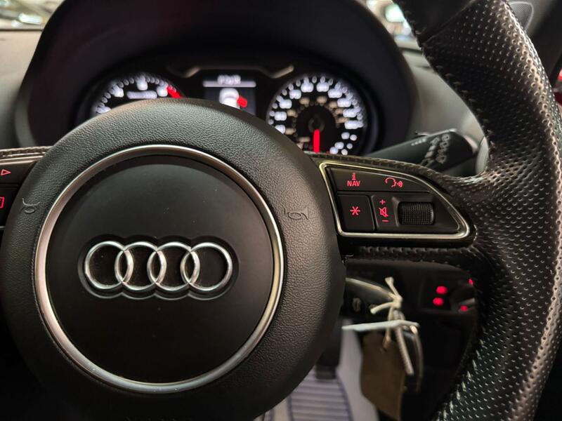 AUDI A3 1.4 TFSI CoD S line 2014