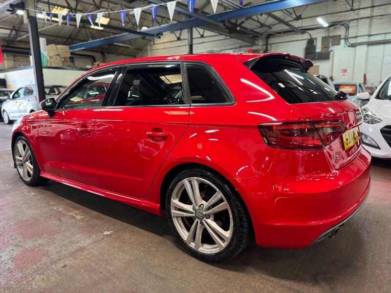 AUDI A3 1.4 TFSI CoD S line 2014