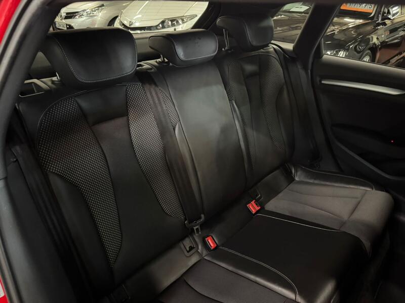 AUDI A3 1.4 TFSI CoD S line 2014