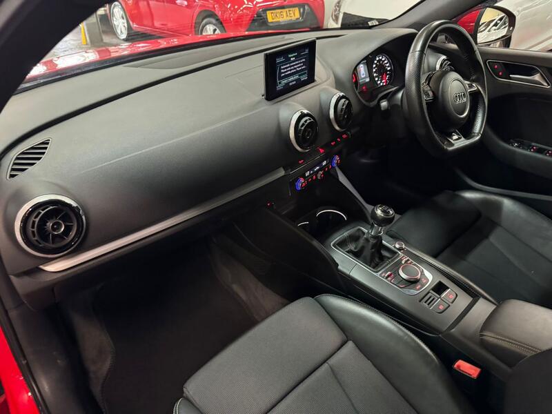 AUDI A3 1.4 TFSI CoD S line 2014