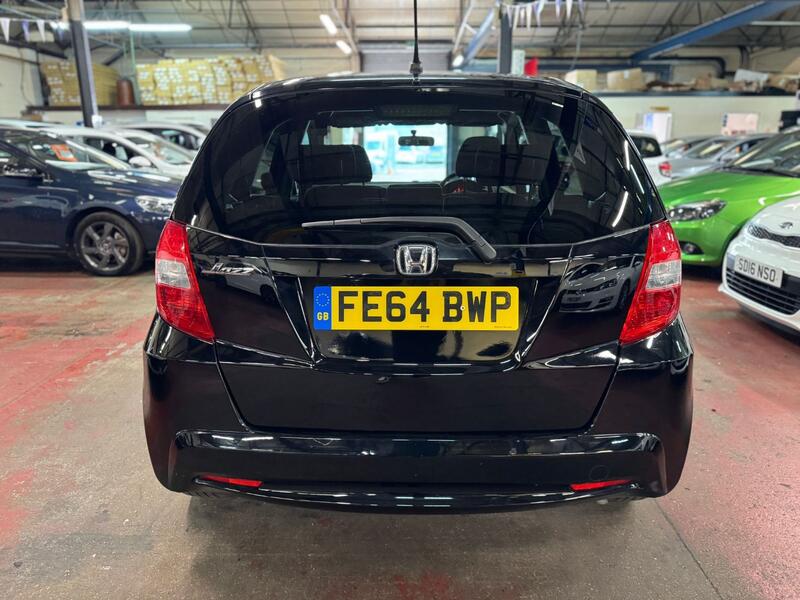 HONDA JAZZ 1.4 i-VTEC ES Plus 2014