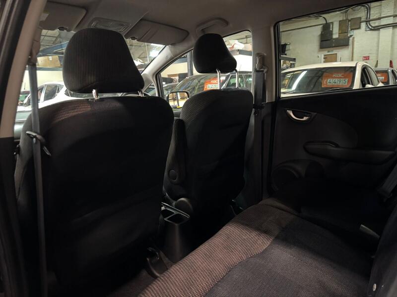 HONDA JAZZ 1.4 i-VTEC ES Plus 2014