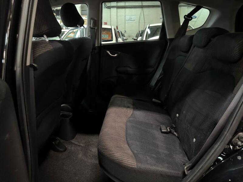HONDA JAZZ 1.4 i-VTEC ES Plus 2014