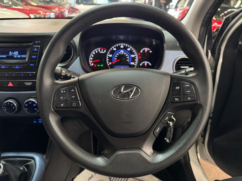 HYUNDAI I10 1.0 SE 2015