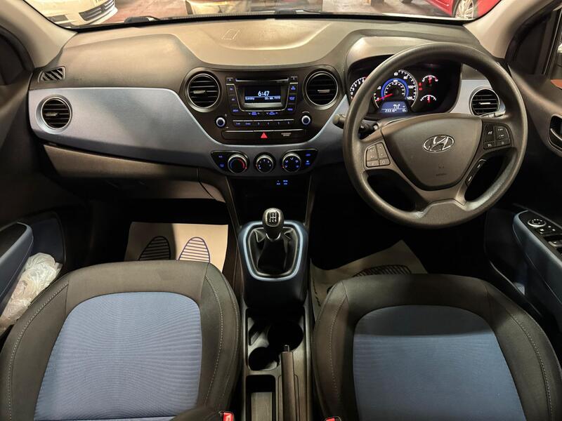 HYUNDAI I10 1.0 SE 2015