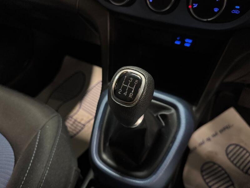 HYUNDAI I10 1.0 SE 2015