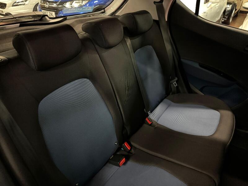 HYUNDAI I10 1.0 SE 2015