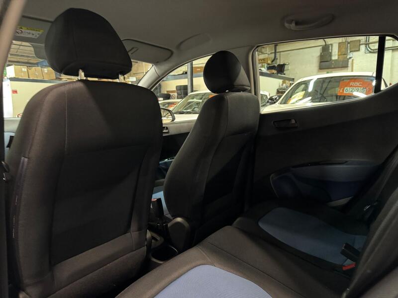HYUNDAI I10 1.0 SE 2015
