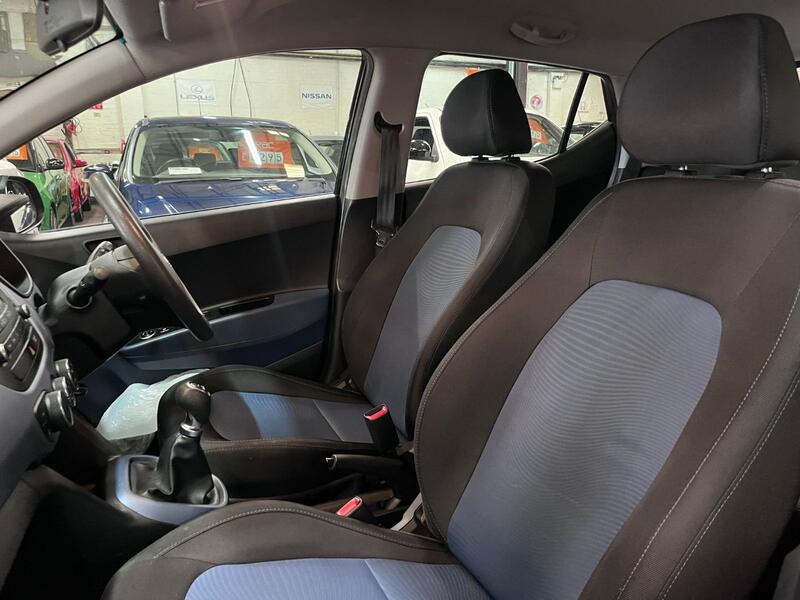 HYUNDAI I10 1.0 SE 2015