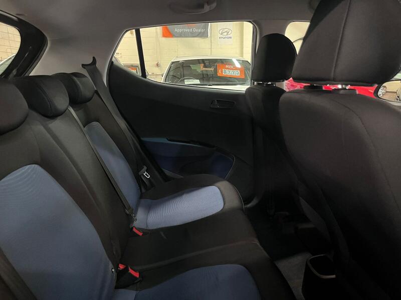 HYUNDAI I10 1.0 SE 2015
