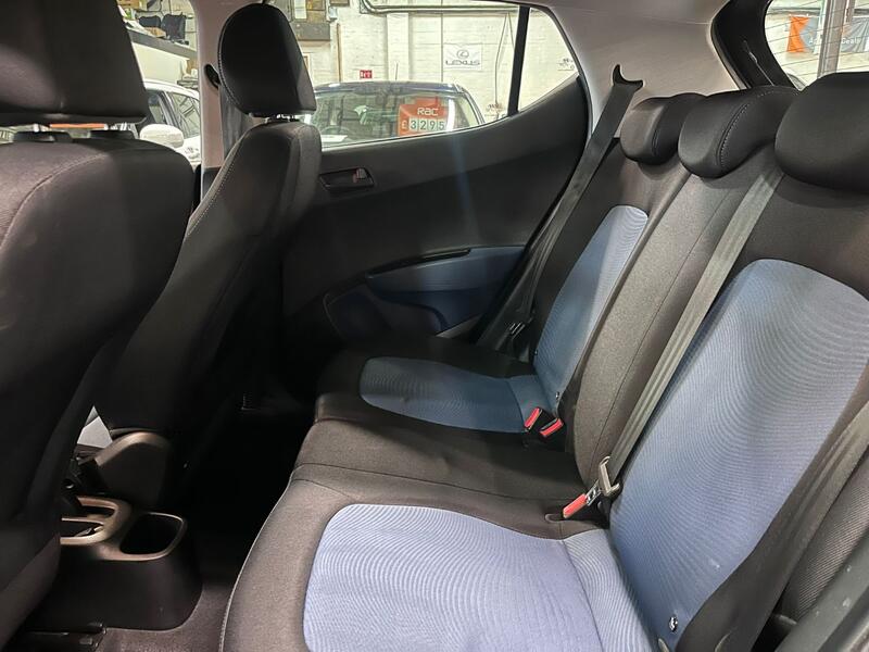 HYUNDAI I10 1.0 SE 2015
