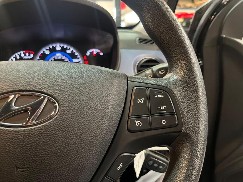 HYUNDAI I10 1.0 SE 2015