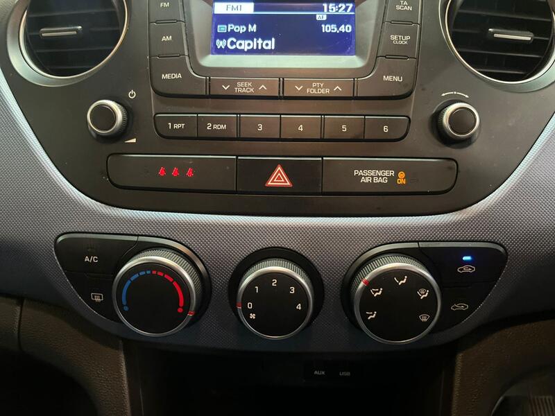 HYUNDAI I10 1.0 SE 2015