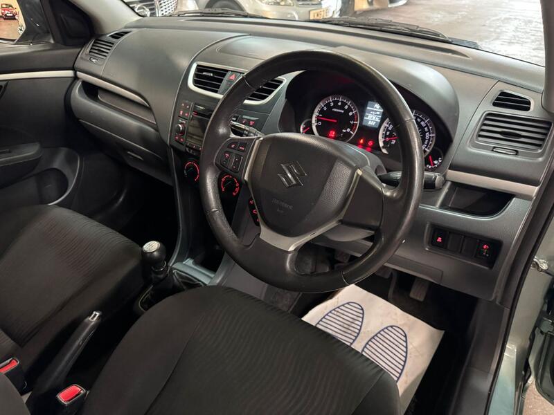 SUZUKI SWIFT 1.2 SZ3 2013