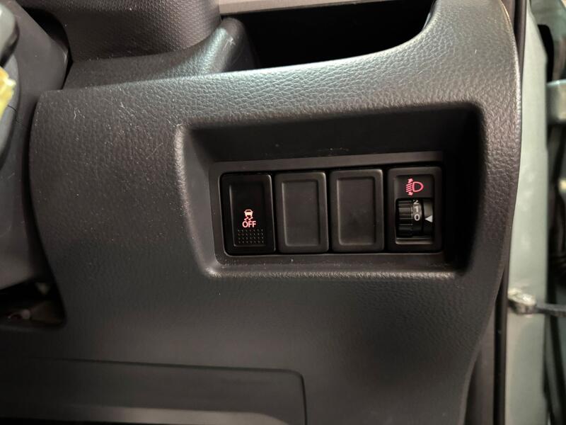 SUZUKI SWIFT 1.2 SZ3 2013