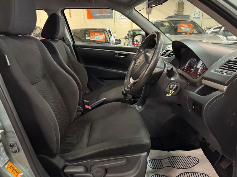 SUZUKI SWIFT 1.2 SZ3 2013