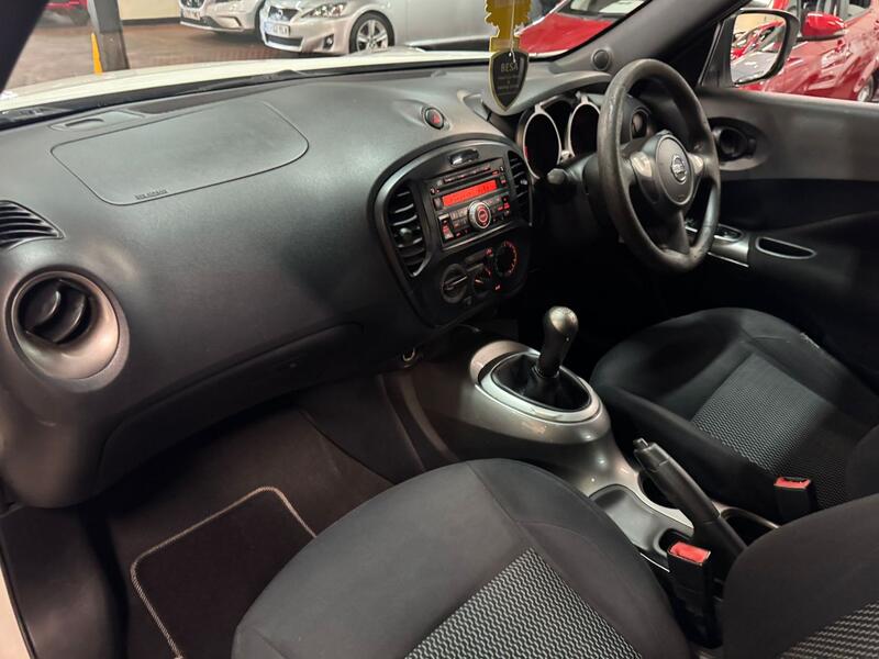 NISSAN JUKE 1.6 Visia 2015