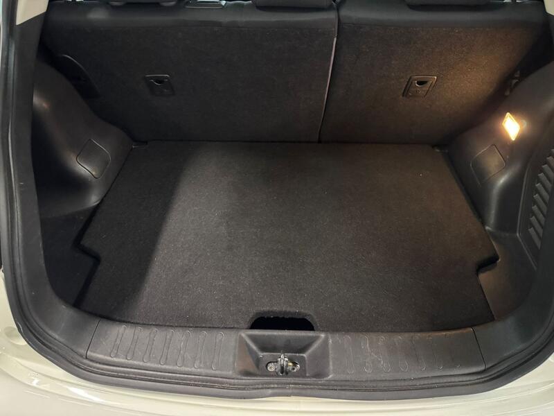 NISSAN JUKE 1.6 Visia 2015