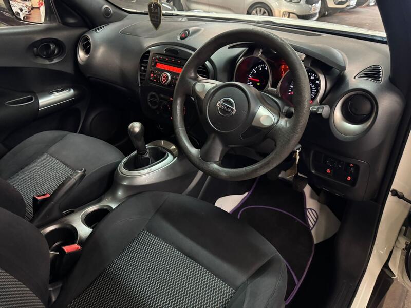 NISSAN JUKE 1.6 Visia 2015