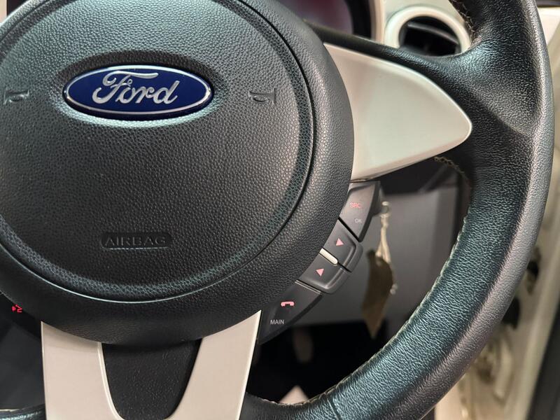 FORD KA 1.2 Zetec White Edition 2016