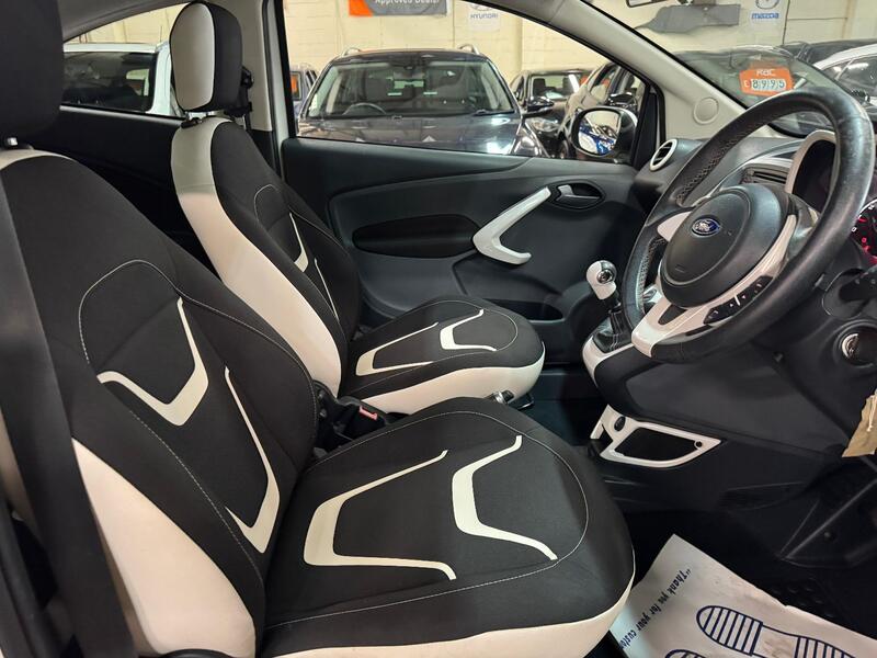 FORD KA 1.2 Zetec White Edition 2016