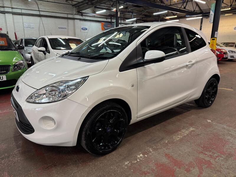 FORD KA 1.2 Zetec White Edition 2016