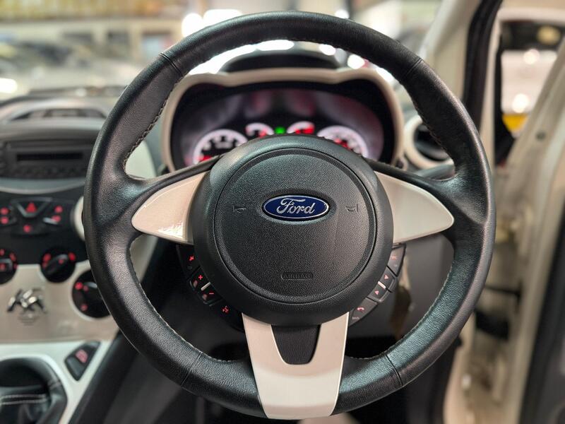 FORD KA 1.2 Zetec White Edition 2016
